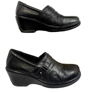boc Born Concepts Black Leather Clogs Women's Size 11M Round Toe Buckle Career